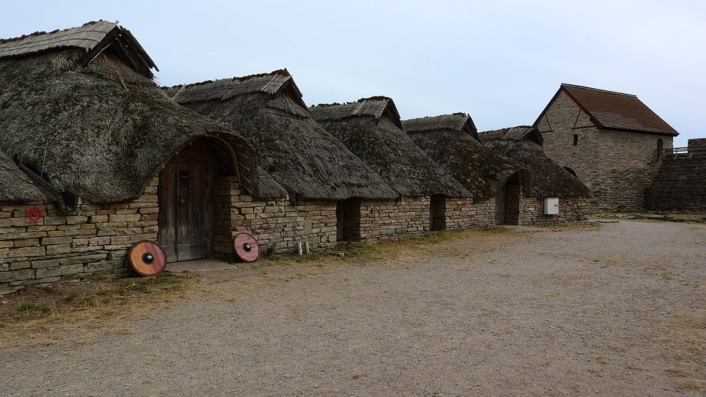 historical buildings, celtic settlement, celts-1008482.jpg