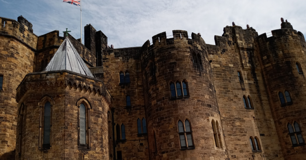 Alnwick Castle GetYourGuide Tour